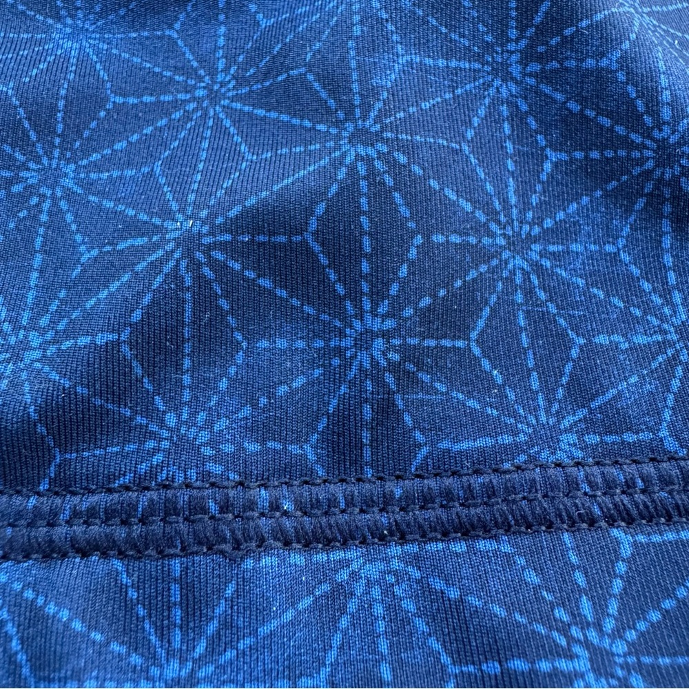 Lulu lemon Blue Sports Bra with Geometric Pattern Size 4 - Picture 8 of 9